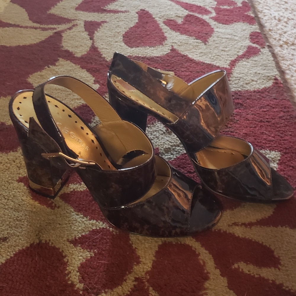 Cute sandles for summer !!! BcBG Girls